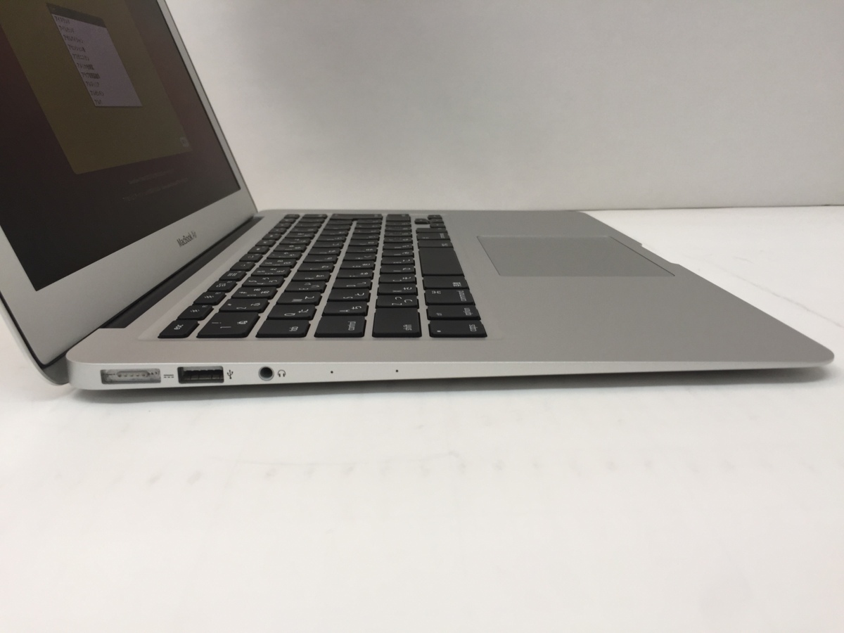 1円スタート Apple MacBook Air M1 1円スタート Apple MacBook Air M1 