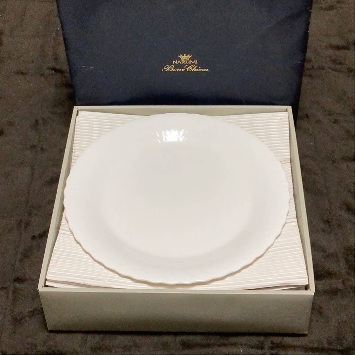 キッチン・食器 NARUMIボーンチャイナディナープレート 6枚セット