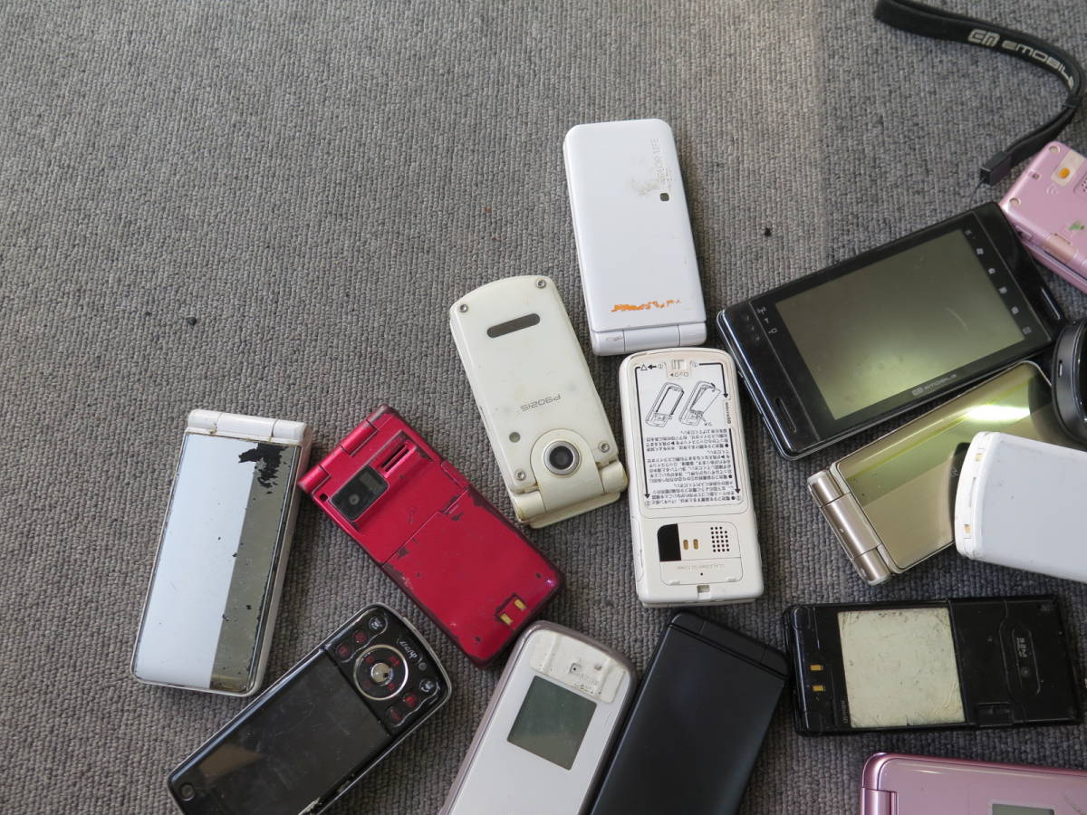 1円～△#ジャンク 携帯電話など いろいろまとめて 計40台 携帯電話