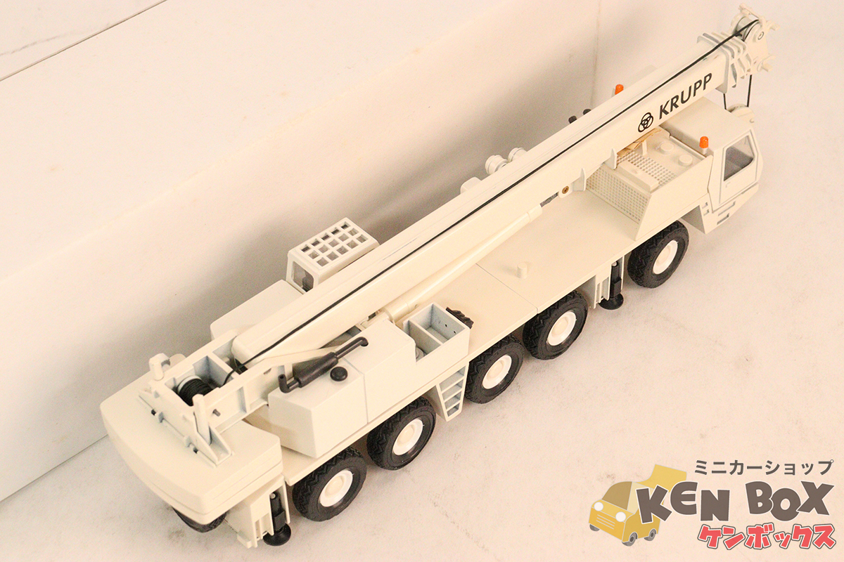 0 の中古トラック車両No.203538 10尺 3t KRUPP トラッククレーン 白 
