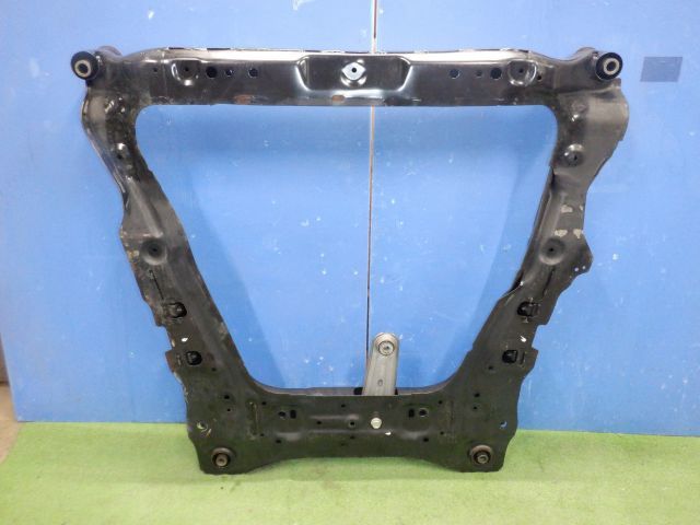 ★エクストレイル NT32　★フロントサスペンションメンバー エクストレイル NT32 管理番号 HNT32 右フロントドア エクストレイルフロントMEMBER