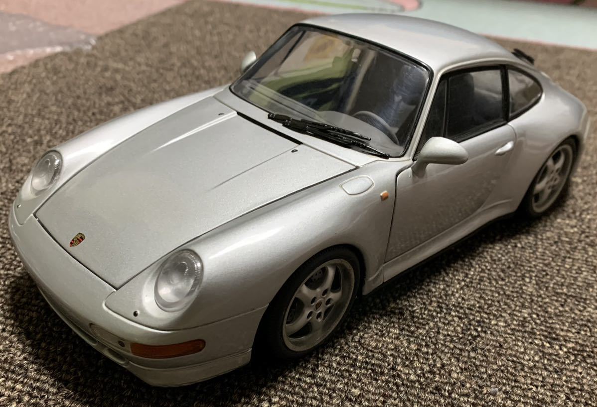 全国無料，高品質 1/18 UT モデル ポルシェ 911 カレラ S シルバー 993 porsche carrera s 難あり(乗用車)｜売買されたオークション情報、yahooの商品情報をアーカイブ公開 - オークファン 乗用車