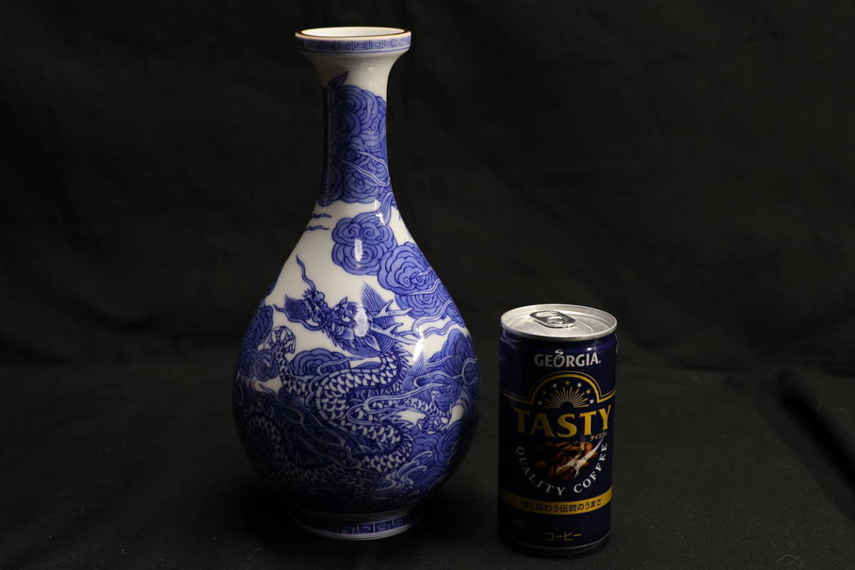 B1326）希少品 十四代 辻常陸作 献上波涛雲龍文鶴首瓶 辻製 本 共箱