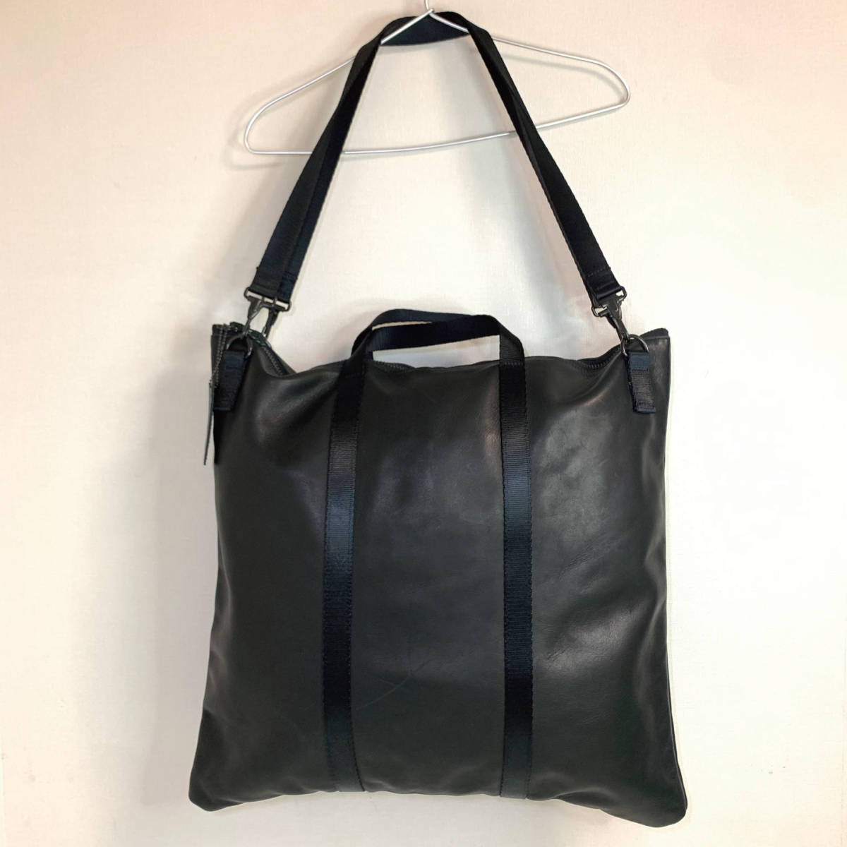未使用品 AMIACALVA ARTIFICIAL FIBER アミアカルヴァ トート 