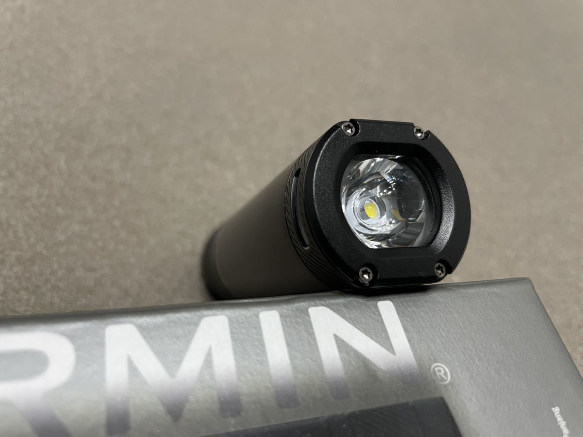 GARMIN VARIA UT800 Garmin Varia UT800 First Garmin: Performance