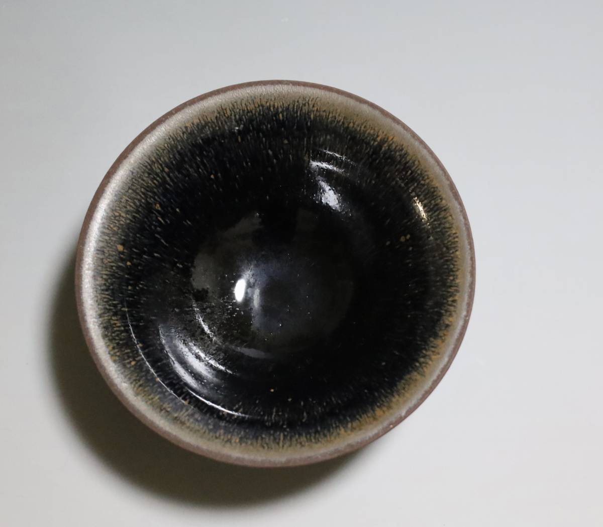 宋時代　建窯　黑釉兎豪天目茶碗　天目茶碗　茶道具　唐物　箱付き 建窯 天目茶碗 宋時代 中国美術 ☆0017 宋 禾目天目 宋代建窯禾目小