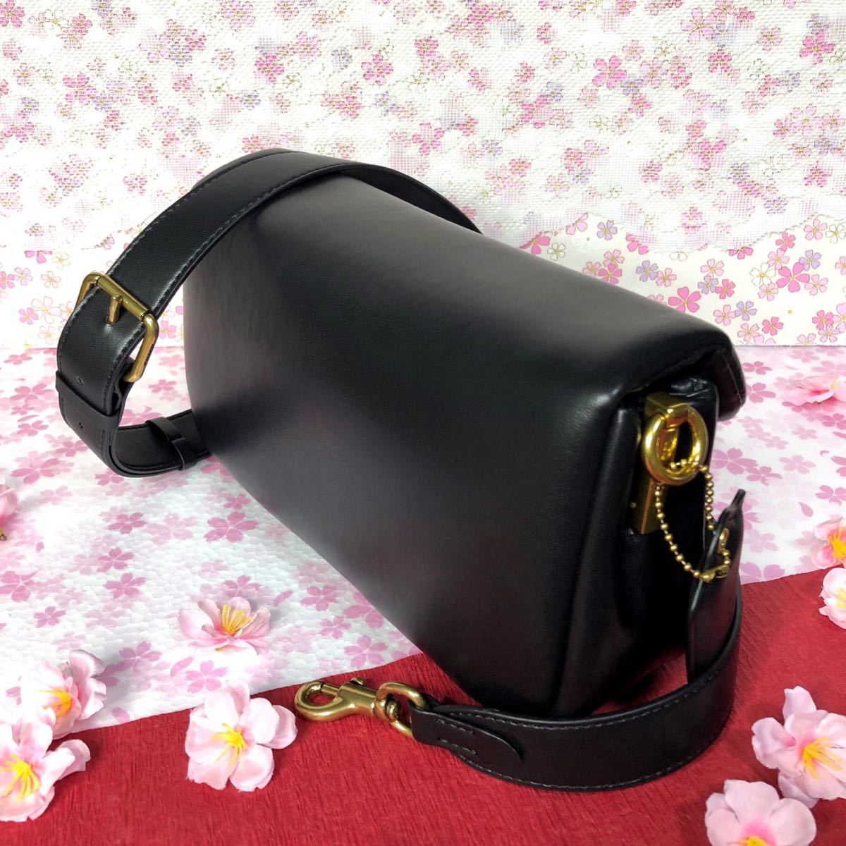 COACH コーチ 新作 ピロータビーショルダーバッグ 新品 ブラック 黒 