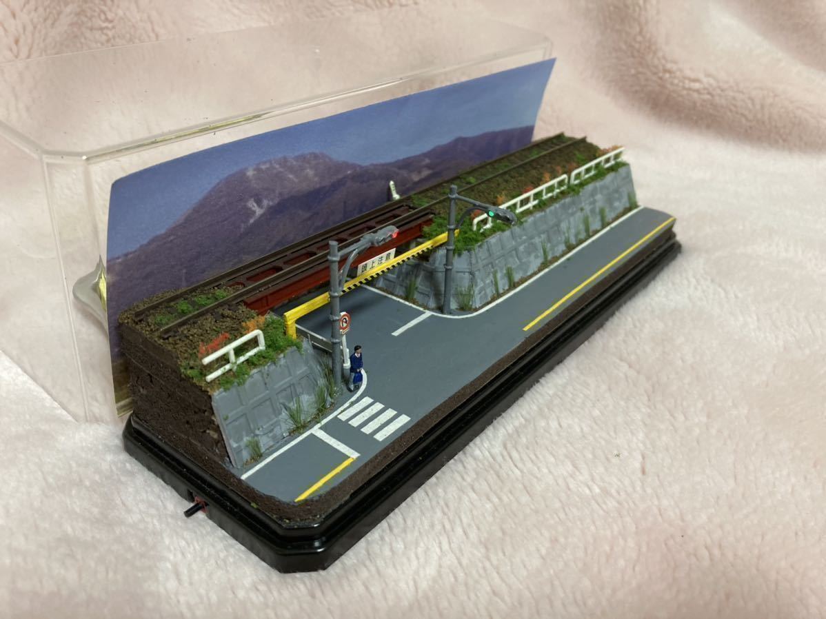 Nゲージ ジオラマ 鉄道 模型 小さな機関区 LED照明付き｜Yahoo!フリマ