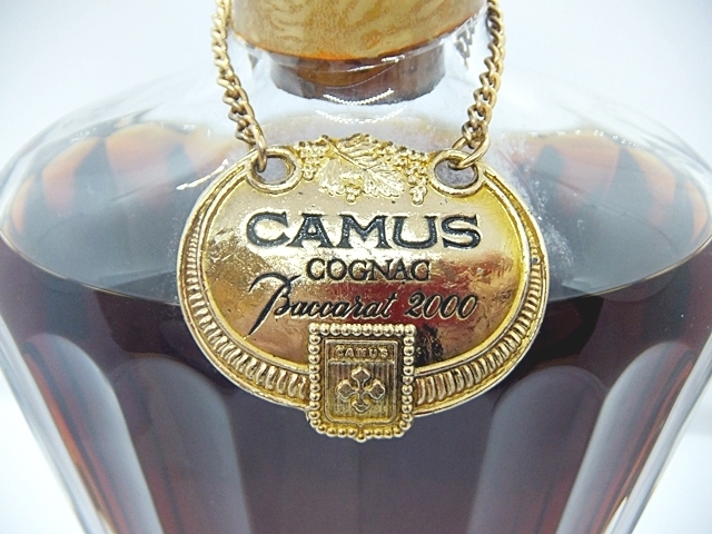 古酒CAMUS Cognac Baccarat 2000 ギフトボックス入り