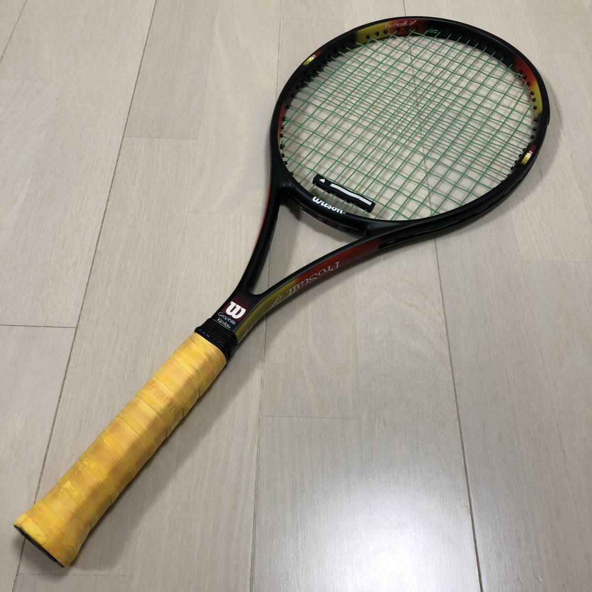 Wilson プロ CLASSIC ウィルソン STAFF 97L テニスラケット プロ 