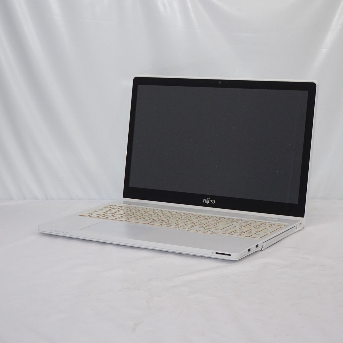 富士通、15.6型ノートPC「LIFEBOOK AH」シリーズ3機種 - 価格.com