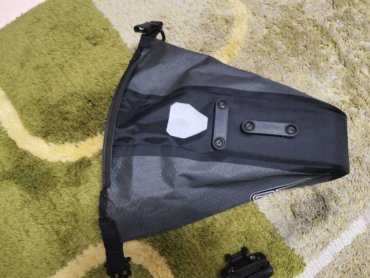 スレート | サドルバッグ オルトリーブ M ORTLIEB(オルトリーブ) ORTLIEB シートポストバッグ - 4.1L 送料無料 Mサイズ サドルバッグ2 Mサイズ」 メルカリ サドルバッグ2｜ロードバイク・クロスバイク専門