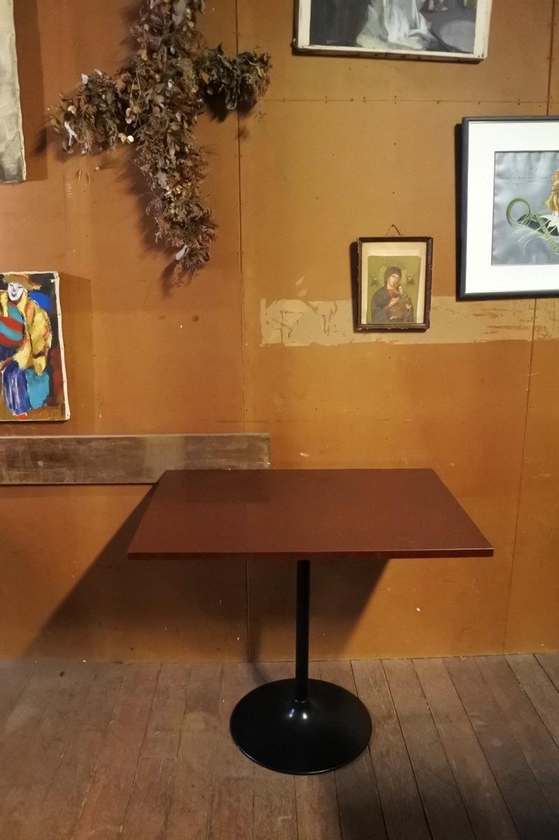 ビンテージ センターテーブル カフェテーブル 喫茶店 アンティーク ヴィンテージ レトロ サイドテーブル ダイニングテーブル 机 応接室 2人用 売買されたオークション情報 Yahooの商品情報をアーカイブ公開 オークファン Aucfan Com