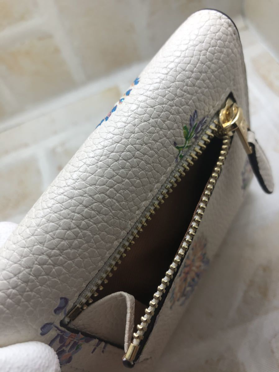 COACH フローラル　プリント　三つ折り　財布　未使用