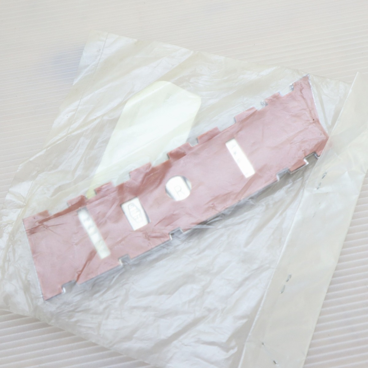 専用出品 ヤマハ XJR1200 純正 タンクエンブレム 4KG-24162-20 220106MD0694