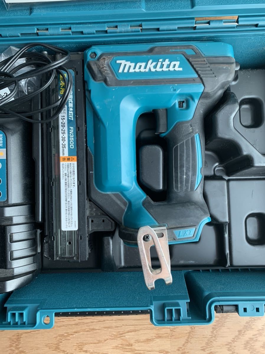 Makita マキタ FN350D 35mm 充電式面木釘打 18V 工具ケース&充電器