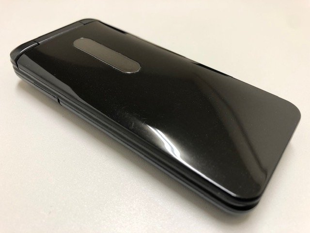 SIMロック解除済☆KYF31 グラティーナ GRATINA 4G 未使用一括購入 黒
