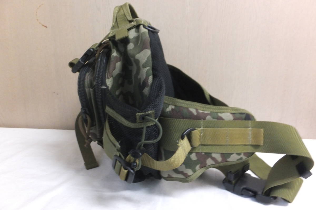 ☆中古・美品☆MAGFORCE マグフォース ウエストポーチ ウエストバッグ