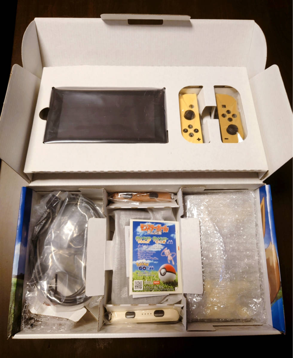 送料無料】Nintendo Switch 本体 ポケットモンスター Let