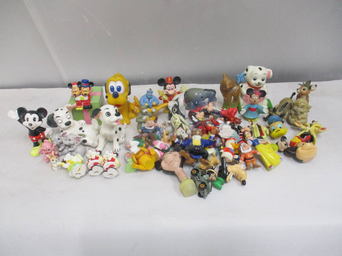 Disneyなど ディズニーキャラクターグッズまとめて 101匹わんちゃん陶器製人形 ミッキーマウス くまのプーさん コレクション M 2 17 101匹わんちゃん 売買されたオークション情報 Yahooの商品情報をアーカイブ公開 オークファン Aucfan Com