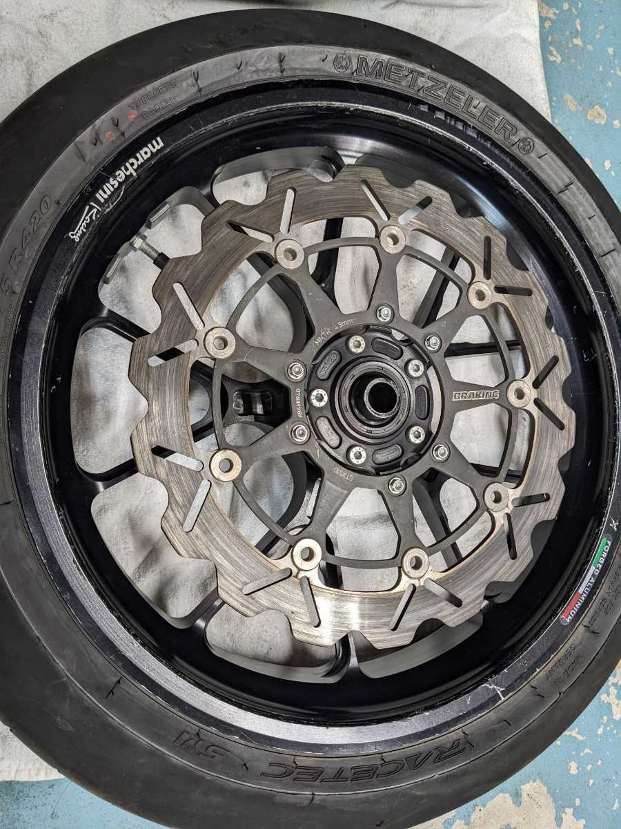 CRF250Rに使用 マルケジーニホイール モタード 前後セット(セット 