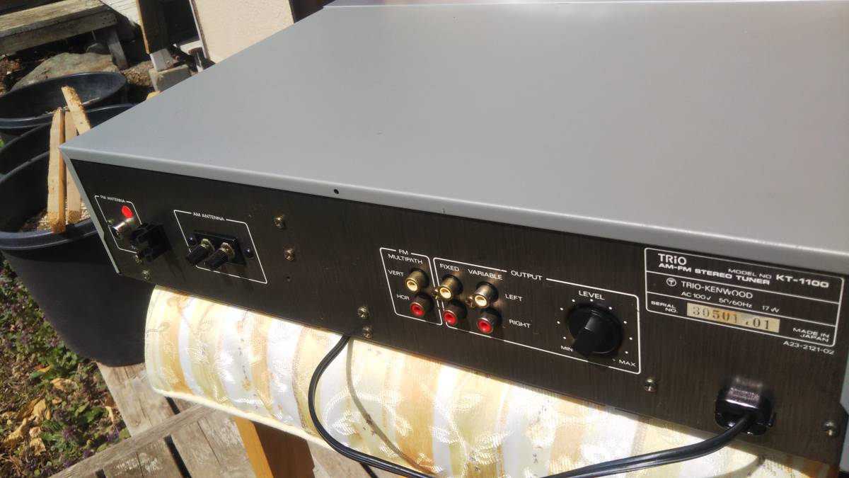 TORIO KT-1100 動作品 KT-1100 TRIO FM&frasl;AM 高音質・調整済み (7号機) ステレオチューナー