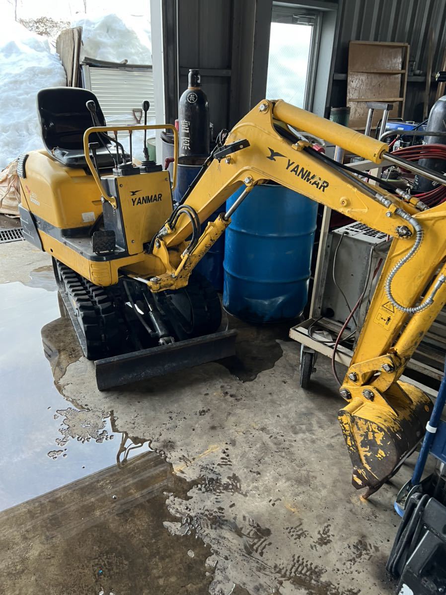 新作，人気】 ヤンマー B08 超ミニ バックホー 油圧ショベル