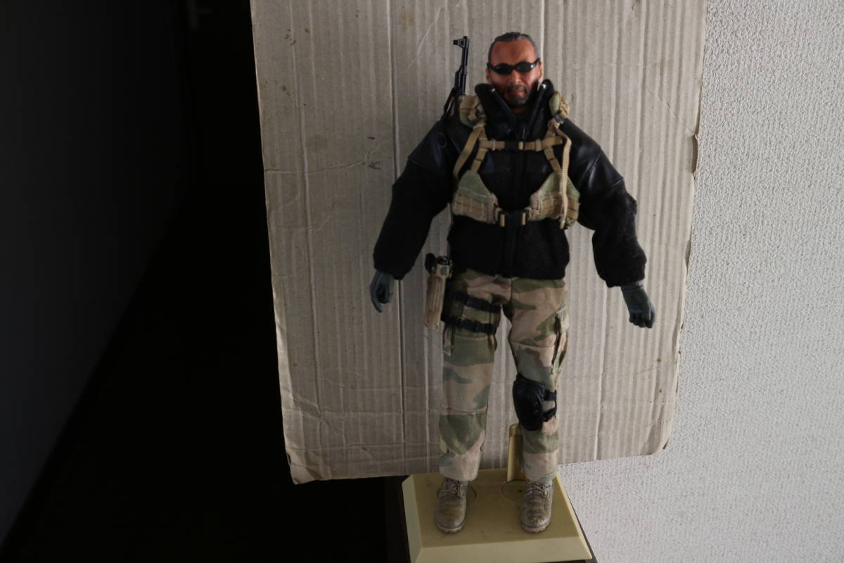 ミリタリー 1/6 CIA Central Intelligence Agency メーカー不明1/6 フィギュア CIA職員 1⁄6 CIA Figure 2.0 Version