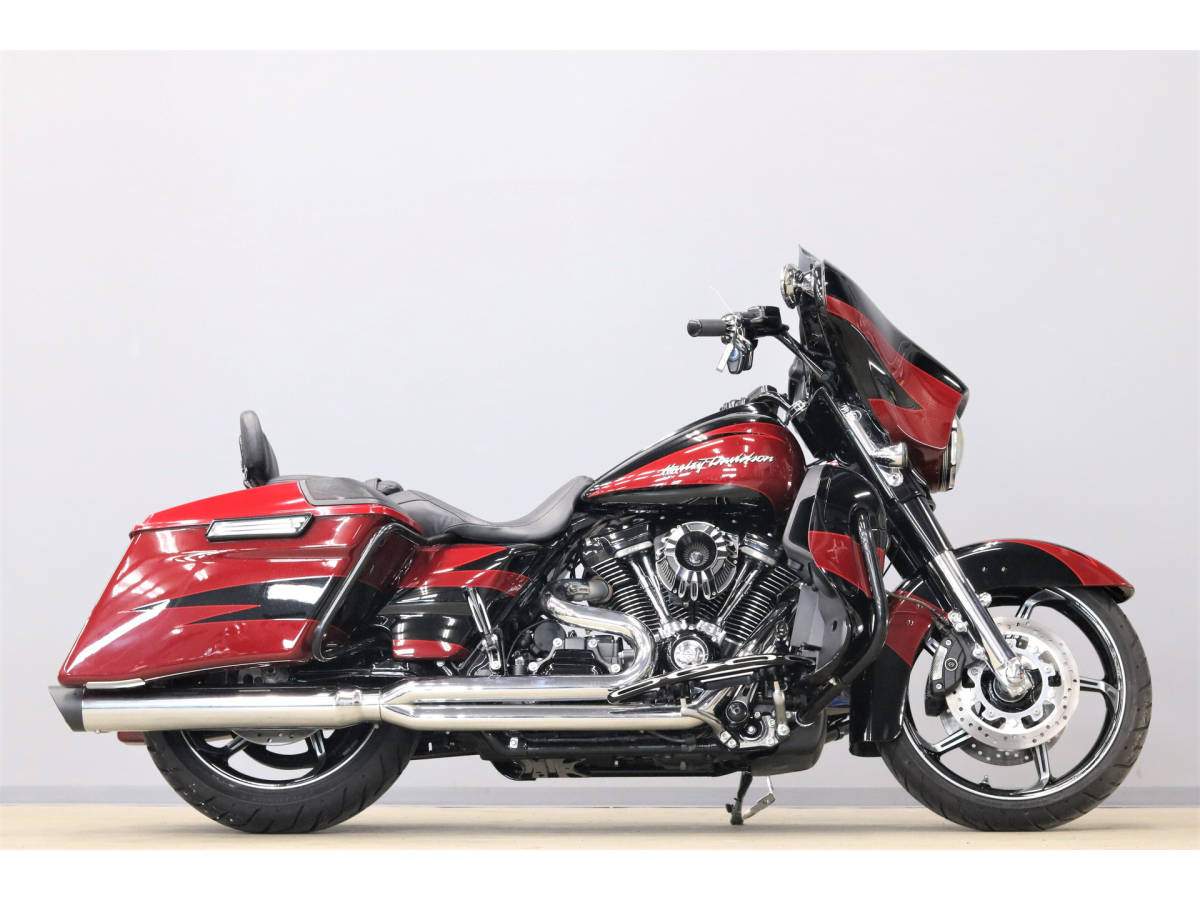 ハーレー 2017y FLHXSE ストリートグライド CVO 114ci 1868cc 低走行 