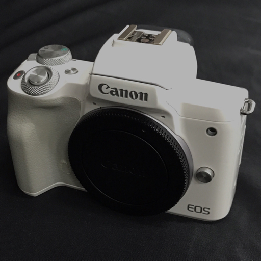 Canon EOS KISS M ミラーレス一眼 カメラ ボディ キャノン Canon EOS KISS M ミラーレス一眼 カメラ ボディ キャノン