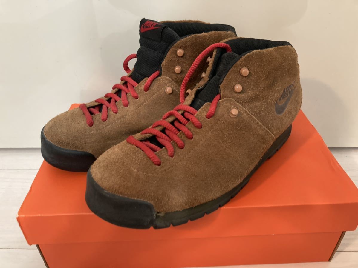 NIKE AIR MAGMA US7 25cm ナイキ マグマ 2回着用 オールドナイキ 10年くらい前に新宿小田急ハルクのナイキショップ購入 NIKE MAGMA 25cm ナイキ・エア マグマ（Nike Magma）