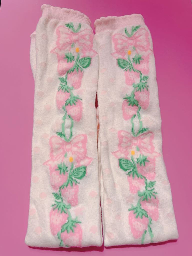 定番，人気セール ドットストロベリーオーバーニー ピンク ホワイト angelic pretty(ファッション小物)｜売買されたオークション情報、yahooの商品情報をアーカイブ公開 - オークファン ファッション小物