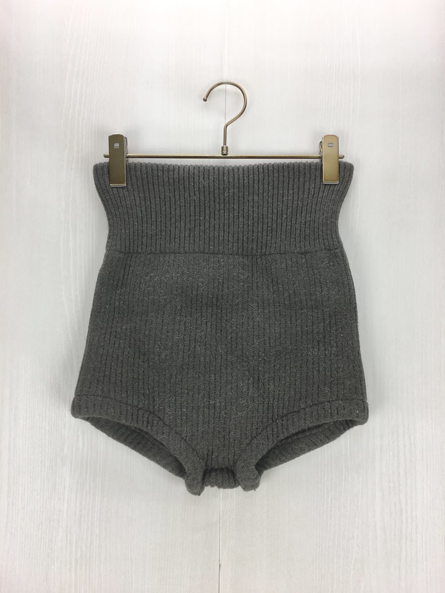 RIB KNIT FUMIKA_UCHIDA（ショートパンツ）のフリマアイテム一覧
