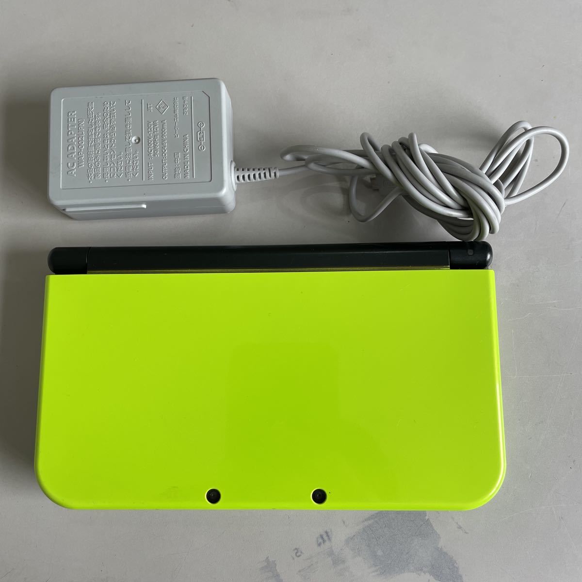 Newニンテンドー3DS LL ライム×ブラック 純正品充電セット通電確認済み  