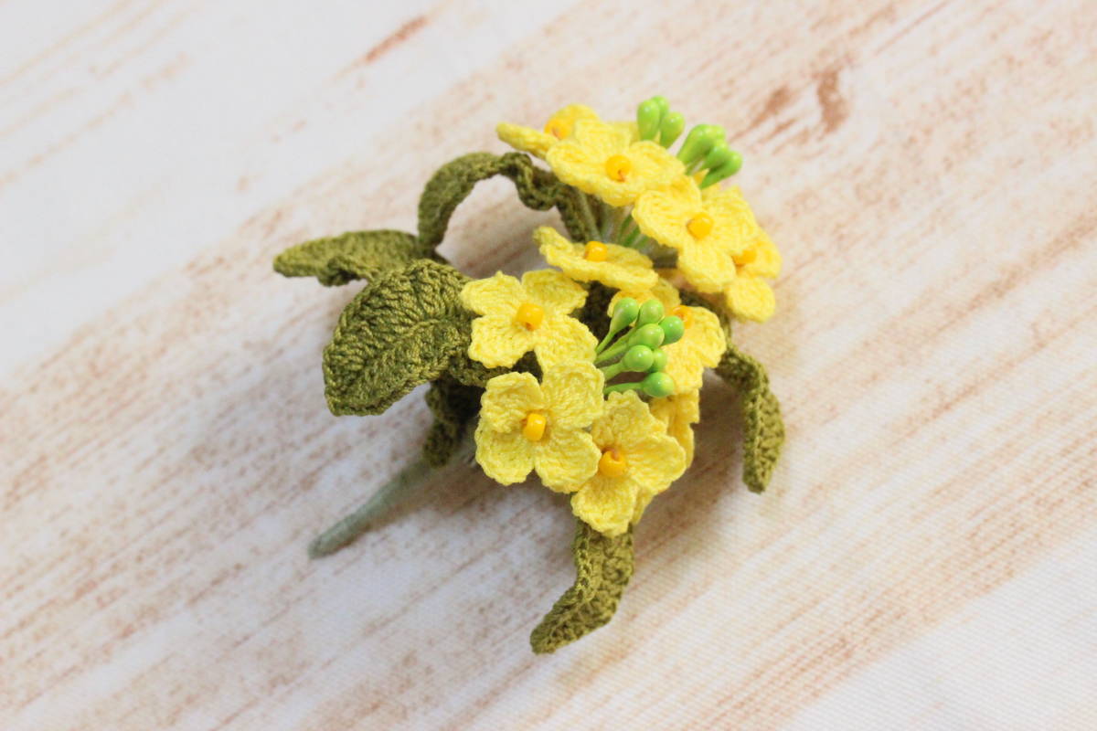 ハンドメイド　レース編み　★菜の花のブローチ ★_2