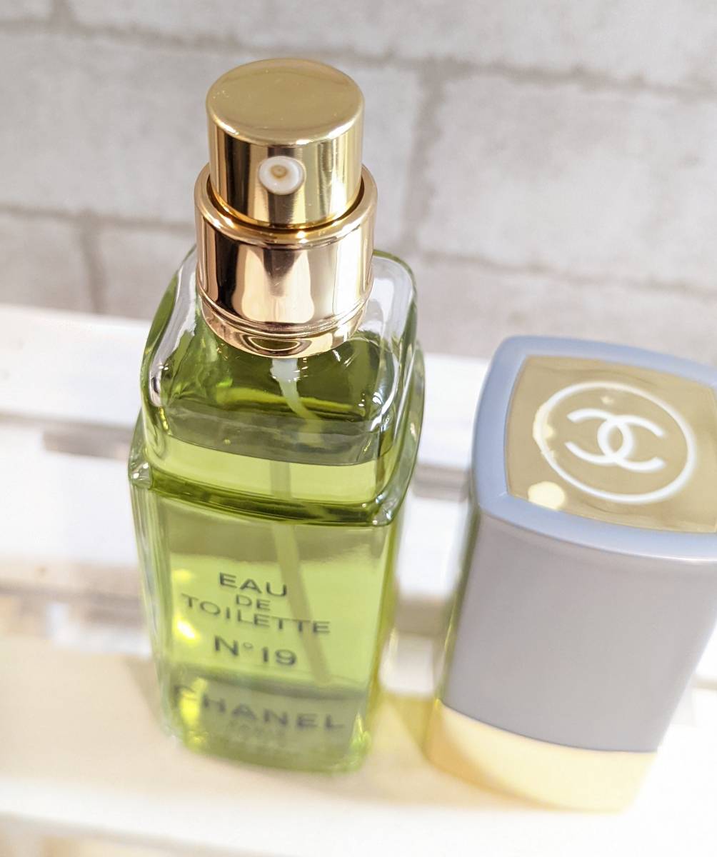 ほぼ満量 シャネル 香水 19番 CHANEL 100ml オードトワレ No 19 N°19