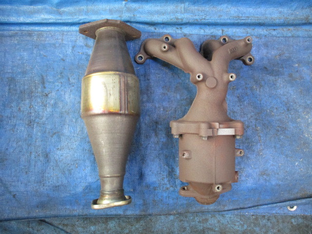 人気，定番 ③ 日産 マーチ AK12 CR12 エキマニ 触媒 2個セット AX0 CTO-Y1 キャタライザー/コンバーター/パラジウム/ロジウム 素材用(触媒)｜売買されたオークション情報、yahooの商品情報をアーカイブ公開 - 日産用