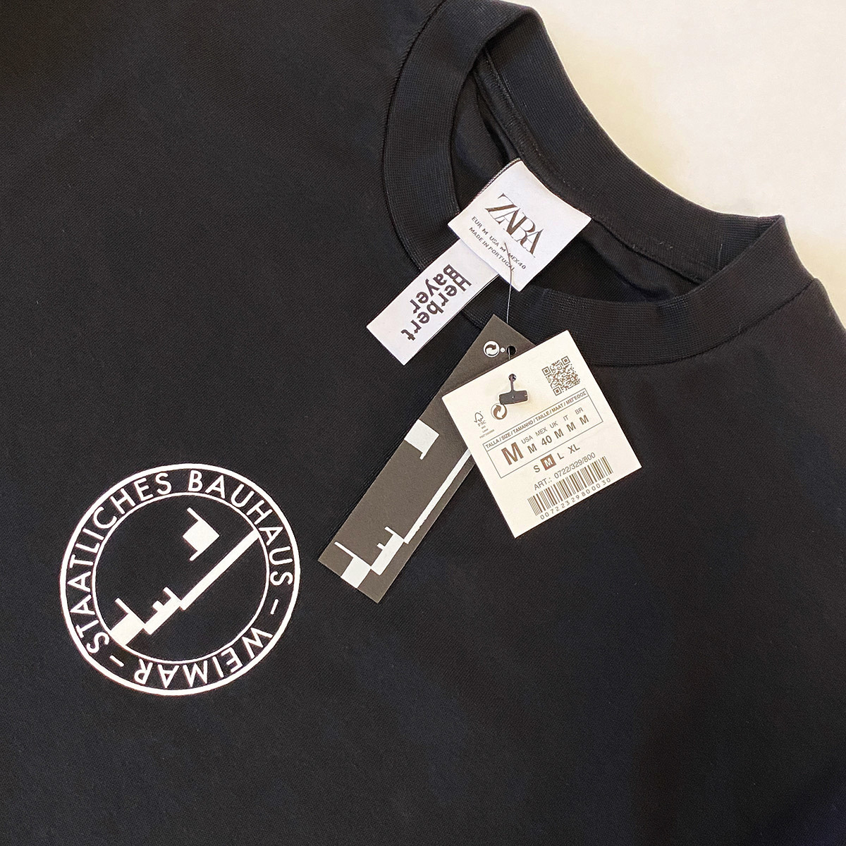 Bauhaus Herbert Bayer バウハウス ロゴ Tシャツ Eur Mサイズ 日本l Xl相当 ブラック Oskar Schlemmer オスカー シュレンマー 品 文字 ロゴ 売買されたオークション情報 Yahooの商品情報をアーカイブ公開 オークファン Aucfan Com Bauhaus Herbert Bayer バウハウス ロゴ Tシャツ Eur Mサイズ 日本l Xl相当 ブラック Oskar Schlemmer オスカー シュレンマー 品 文字 ロゴ 売買されたオークション情報 Yahooの商品情報をアーカイブ公開 オークファン Aucfan Com