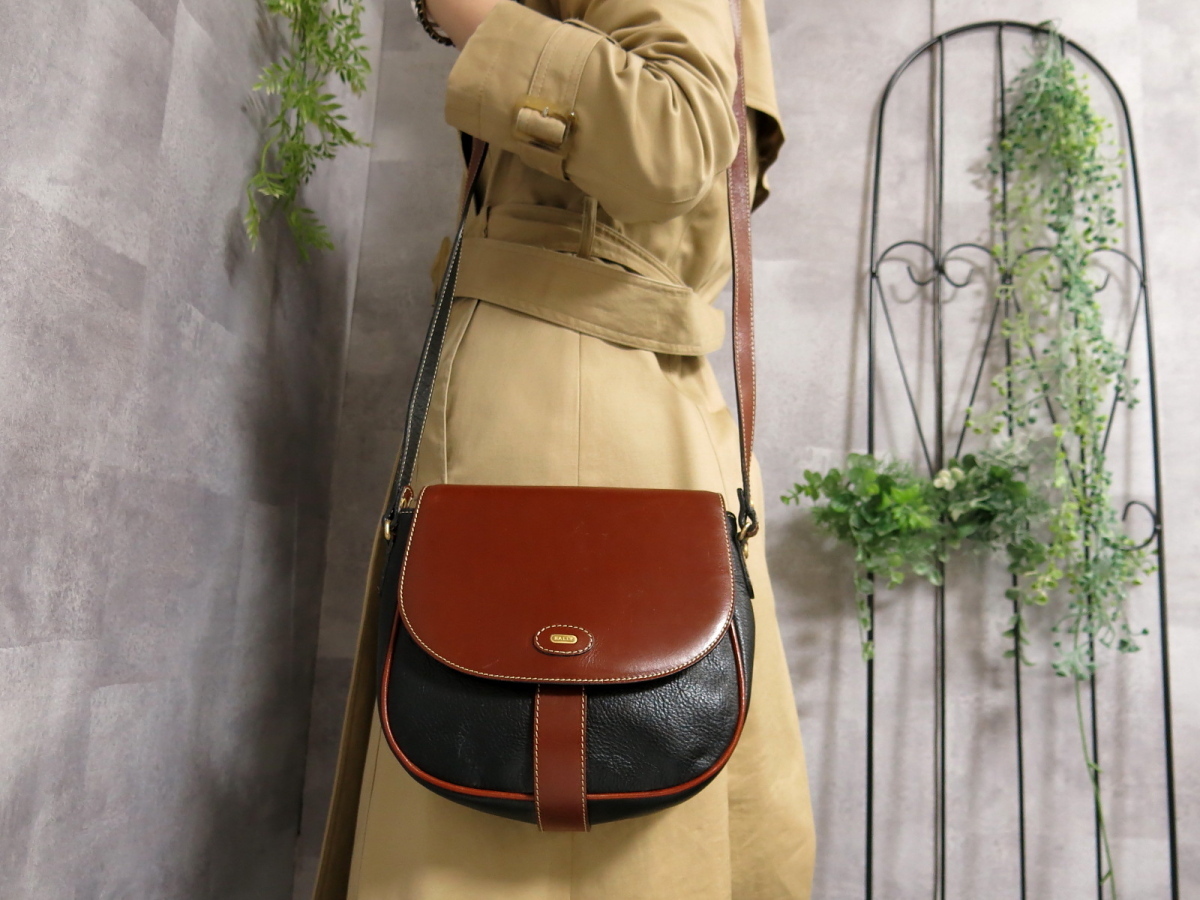 レザー ○超美品○BALLY BALLY バリー 本革○ワンショルダー 