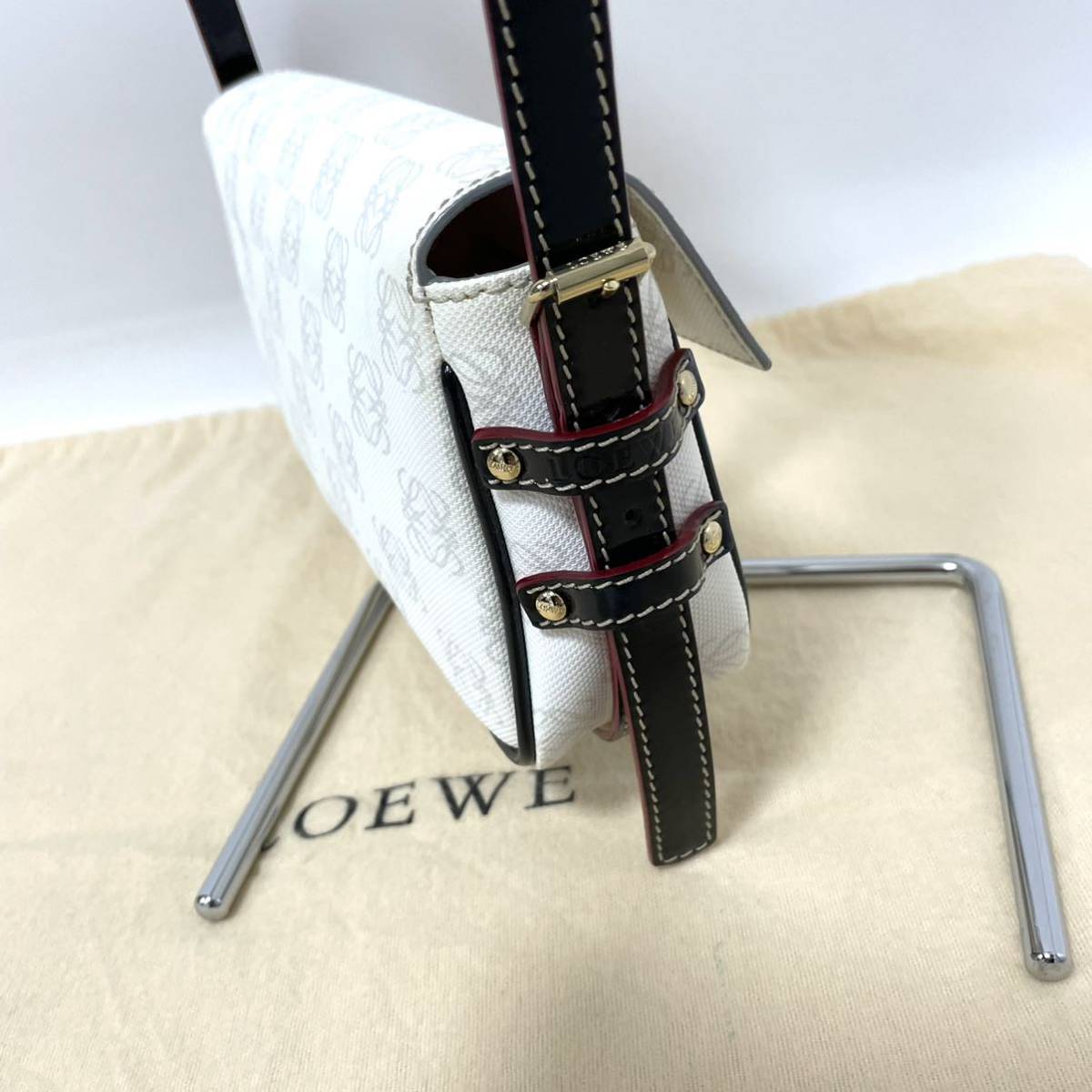 1円 LOEWE ロエベ アナグラム 総柄 PVC アクセサリーポーチ ワン 
