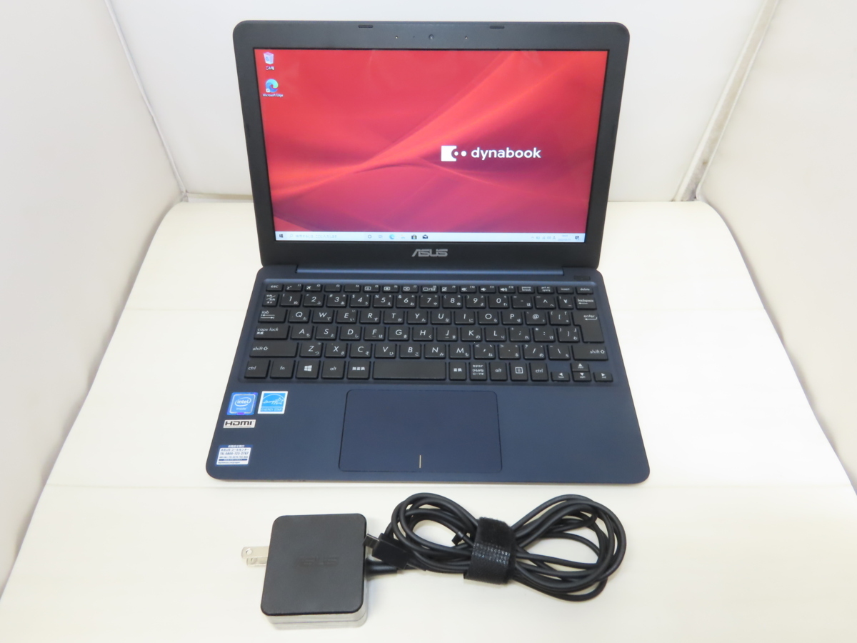 再々値下ASUS/E200H 11.6型　Atom ×5-Z8300 2GB ☆ASUS E200H ノートパソコン Atom x5-Z8300 1.44GHz RAM2GB 本体