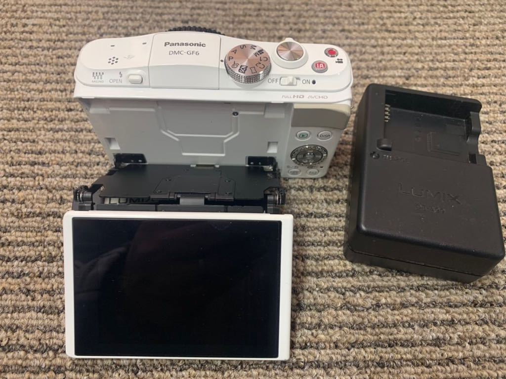 ☆Panasonic LUMIX DMC-GF6☆シャッター回数2407回！綺麗です