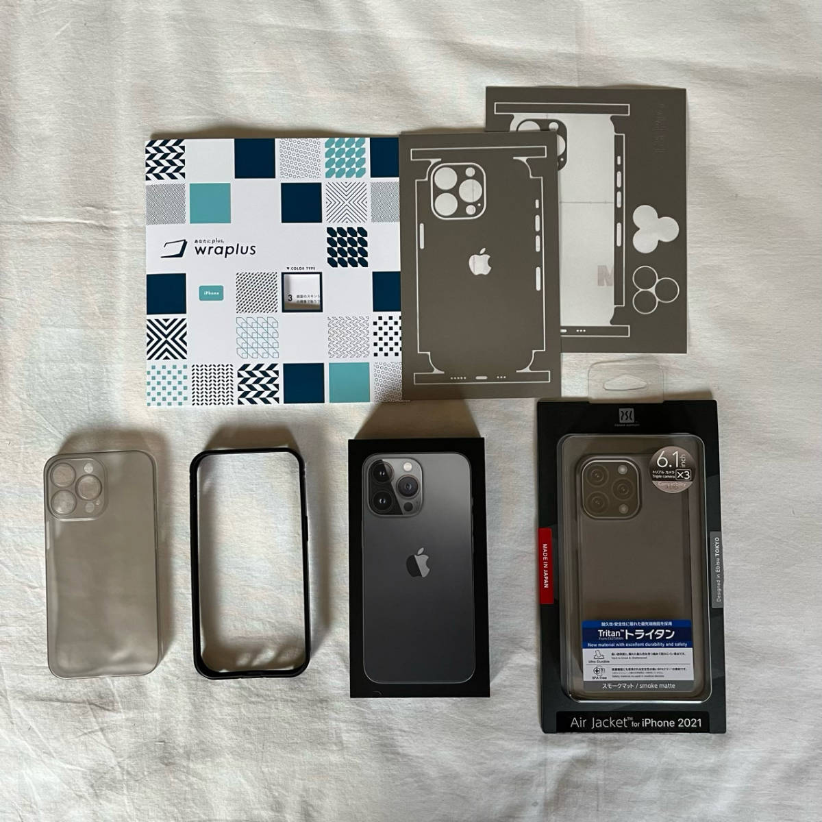 送料無料 超美品 iPhone13 pro 256GB グラファイト simフリー NIMASO 