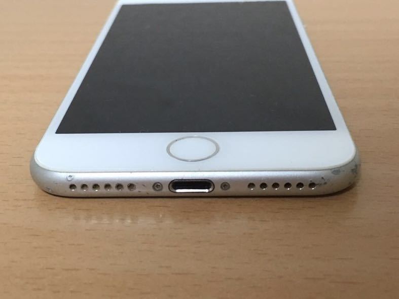 Refurbished Apple iPhone 7 Plus (Silver, 256Gb) - Unlocked