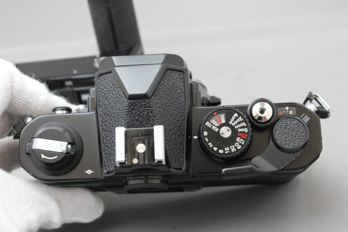 □アキバカメラ□ ニコン（Nikon） New FM2 Body + MD-12 難あり品です
