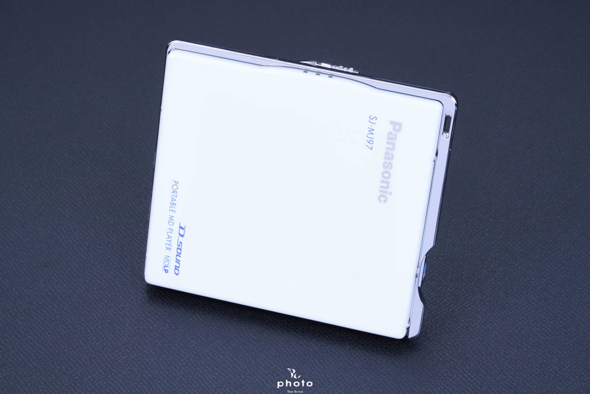 ☆極美品・動作〇☆ Panasonic パナソニック 世界最小＆頑丈