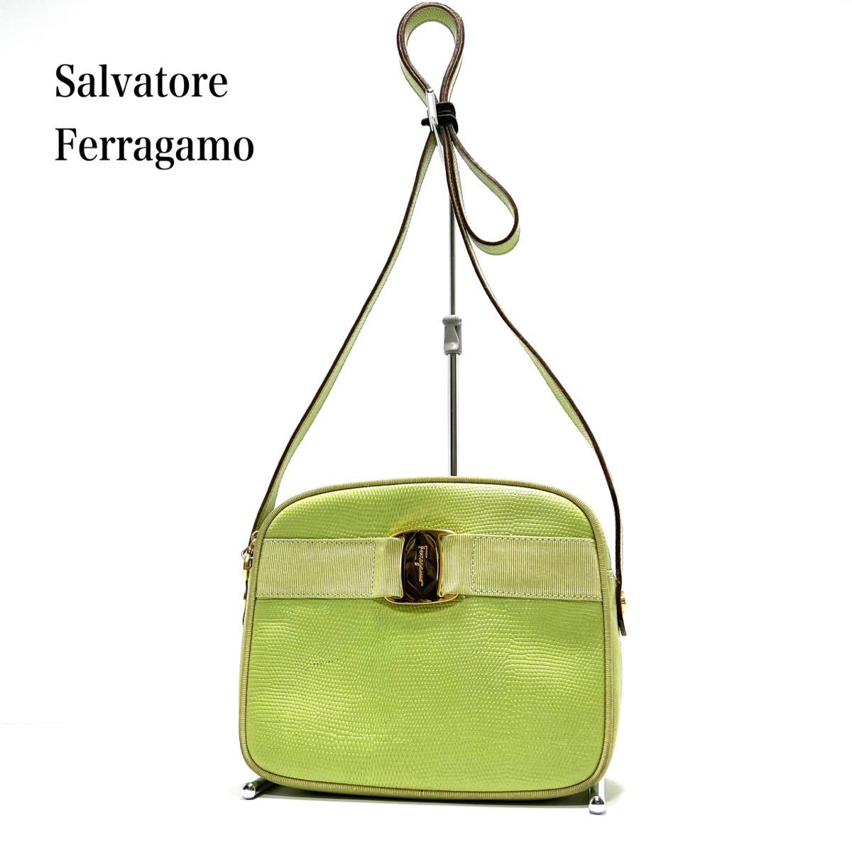 Salvatore Ferragamo フェラガモ ヴァラリボン リザード型押し