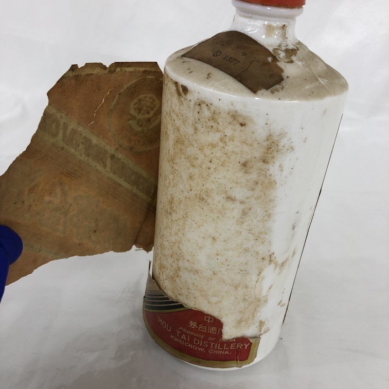 1526001】マオタイ酒 茅台酒 開封済み 空き瓶 マオタイ酒 - 買取の
