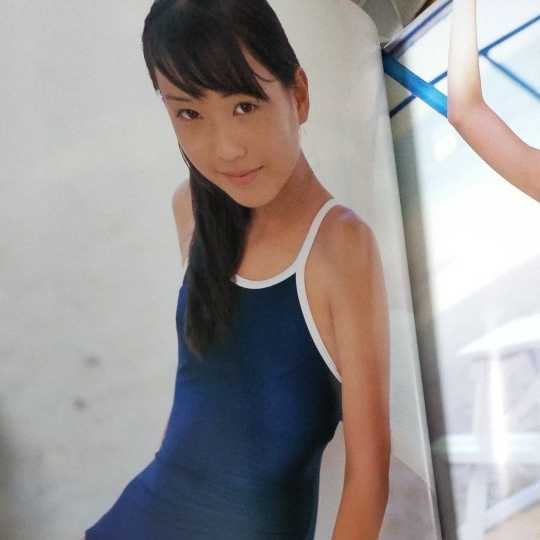 直筆サイン入り】激レア 戸田恵梨香 写真集 た行 女性タレント 【公式