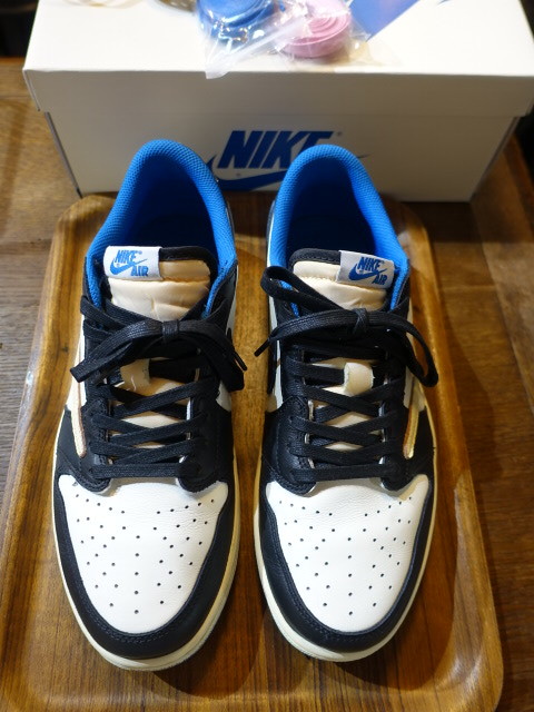 低価，定番人気 NIKE AIR JORDAN 1 LOW OG SP DM7866 140 Travis Scott Fragment サイズ27.5 状態良好(27.5cm)｜売買されたオークション情報、yahooの商品情報をアーカイブ公開 - オークファン 27.5cm